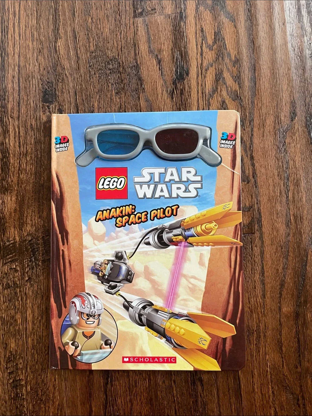 Scholastic LEGO Star Wars Anakin: Space Pilot Book with Blue and Red 3D Glasses